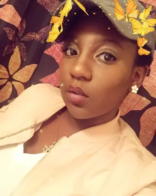Laetitia, 27 ans, plan cul black à Le Mans